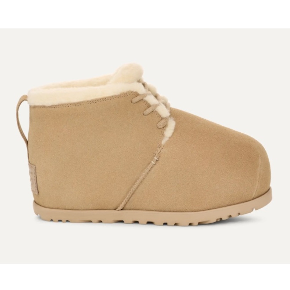 NWT UGG Pumped Lace Up Platform Suede Bootie in Mustard Seed Size 8